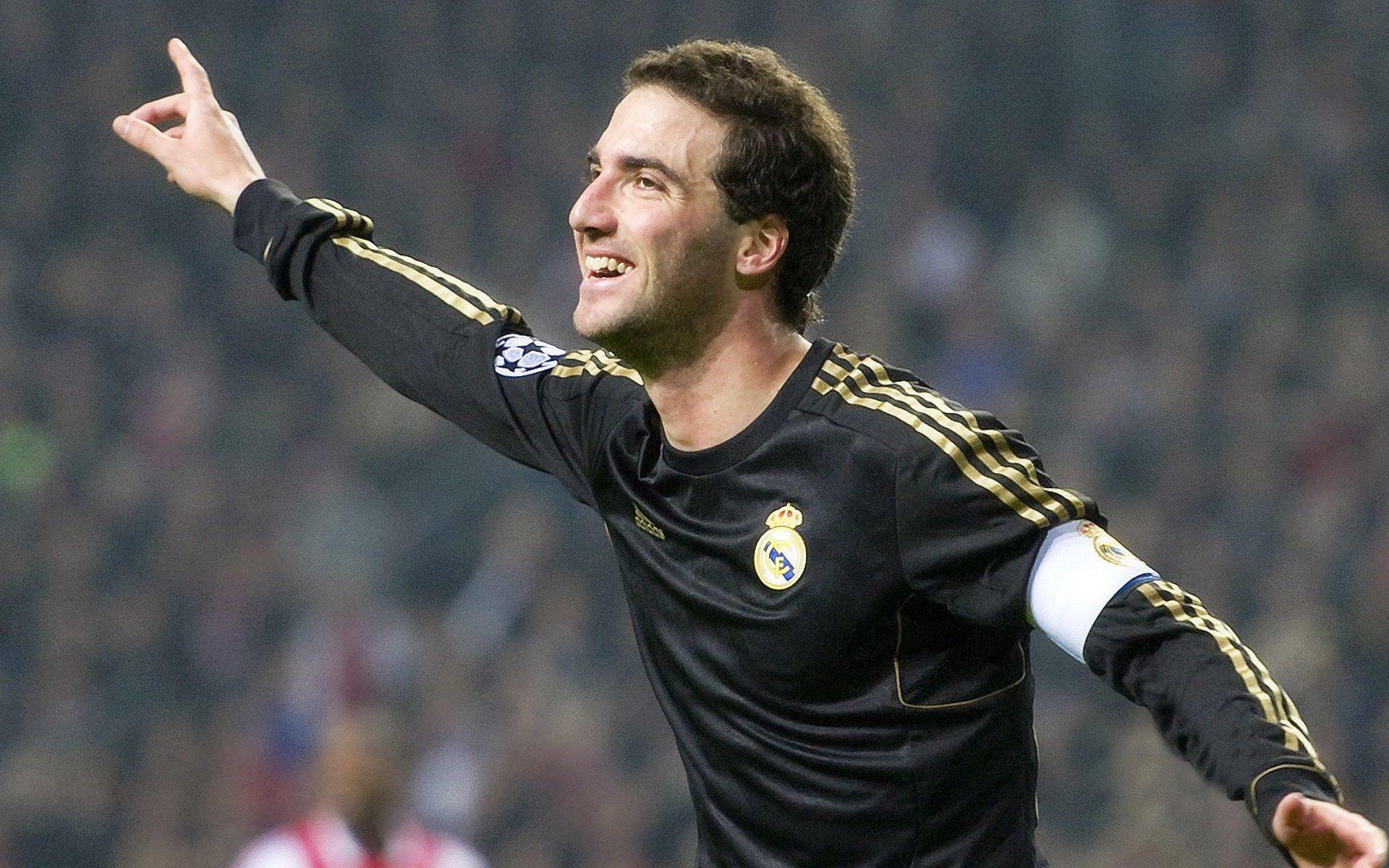 体育科技革新训练方式，助力运动员突破极限