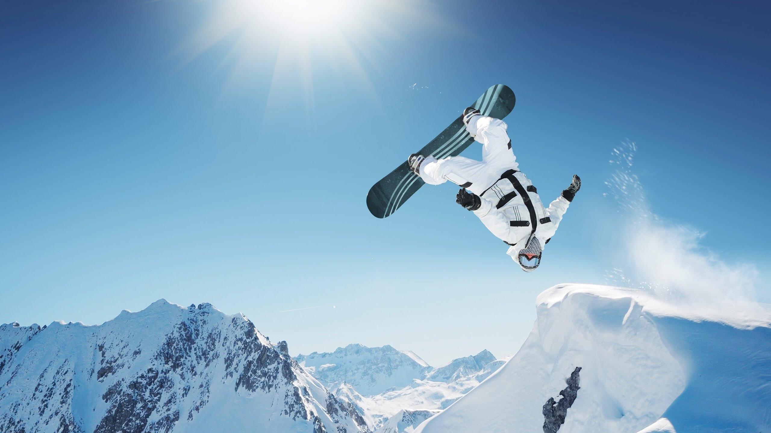 巅峰对决！扣篮大赛新星闪耀，创意与力量引爆全场