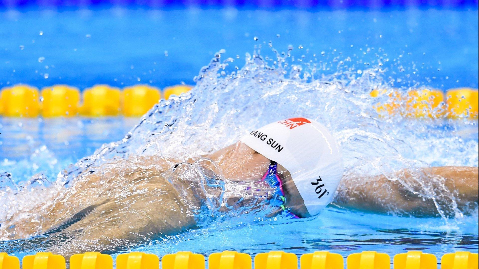 纳达尔鏖战五盘险胜德约科维奇 法网第14冠近在咫尺